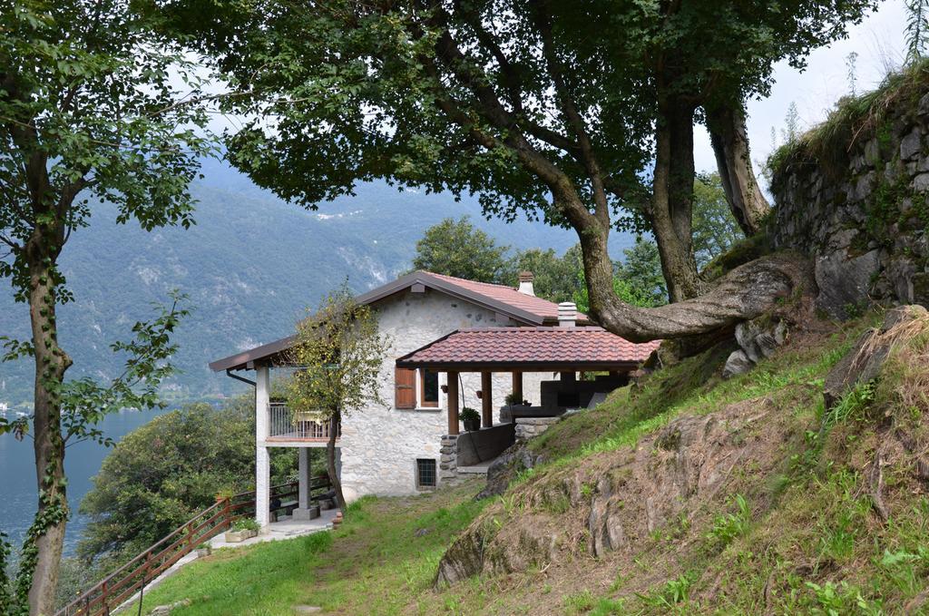Tra Lago E Montagna Baita La Morena Nesso Exterior foto